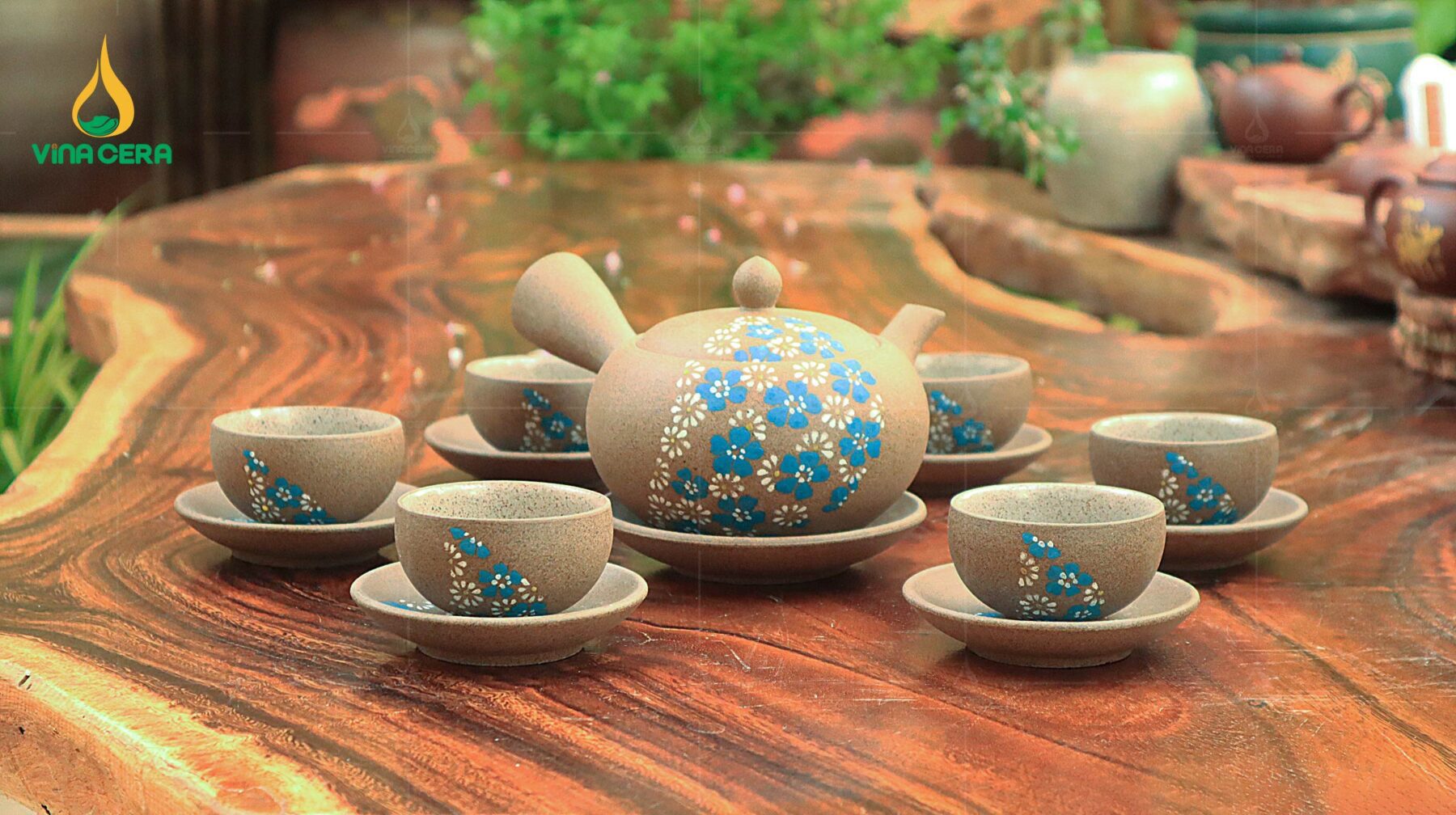 Bộ Ấm trà Hồng Sa Bát Tràng sở hữu vẻ đẹp tinh tế Ấm trà Hồng Sa Bát Tràng