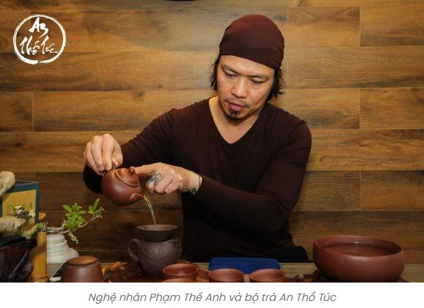 Tìm Hiểu Về Ấm Chén Hồng Sa Bát Tràng Nghệ Nhân Phạm Thế Anh Nghệ Nhân Phạm Thế Anh - làng Gốm Bát Tràng