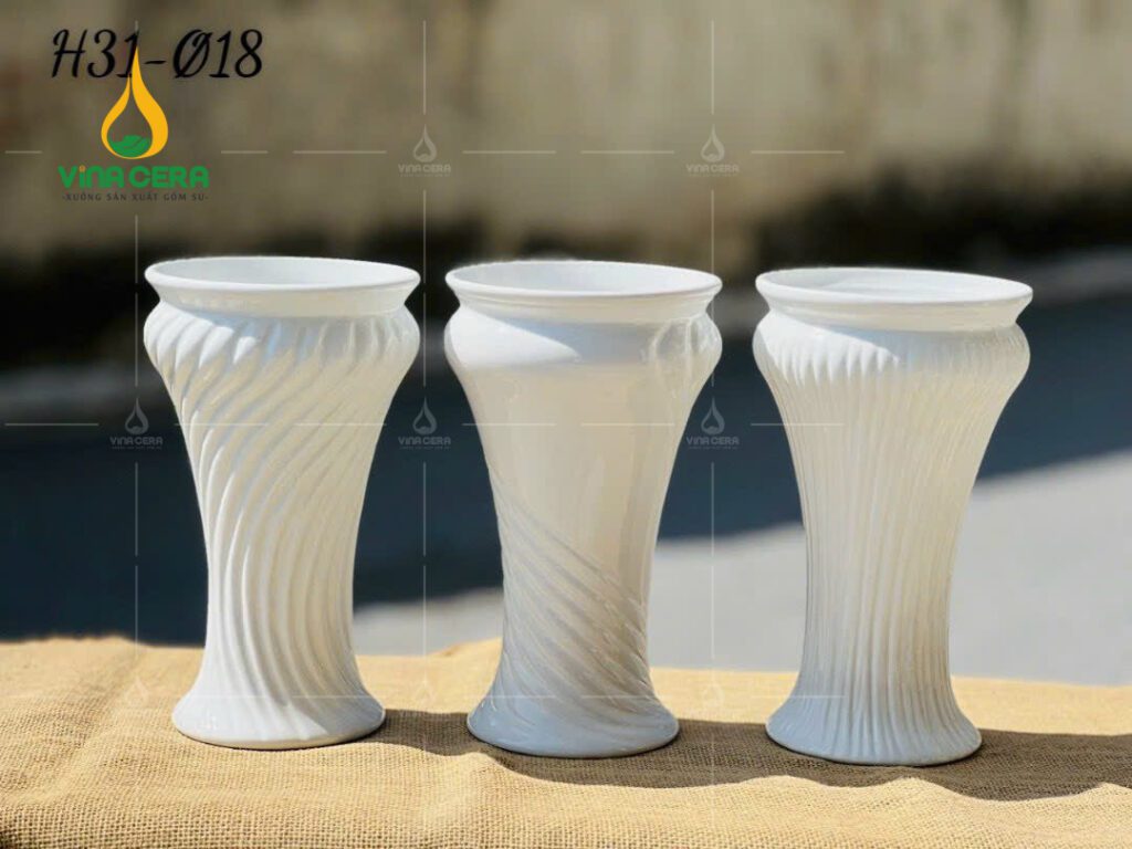 binh hoa mini men trang 18