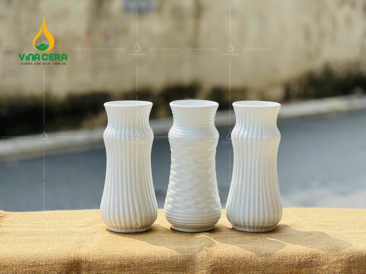 binh-hoa-mini-men-trang (26) Mẫu Bình Hoa Mini Sứ Trắng – SVN BH 28032401