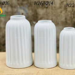 Mẫu Bình Hoa Mini Sứ Trắng - SVN BH 28032401 Mẫu Bình Hoa Mini Sứ Trắng – SVN BH 28032401