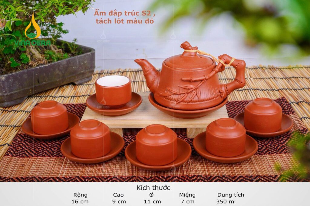 bộ ấm trà gốm đắp nổi