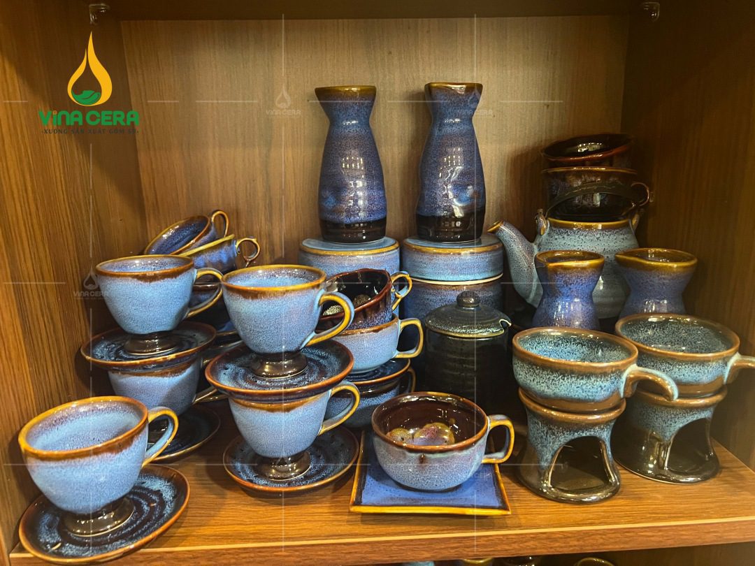 Tìm Hiểu Quy Trình Sản Xuất Gốm Sứ Bát Tràng Từ Xưởng Bộ phin pha cà phê gốm Bát Tràng men hỏa biến