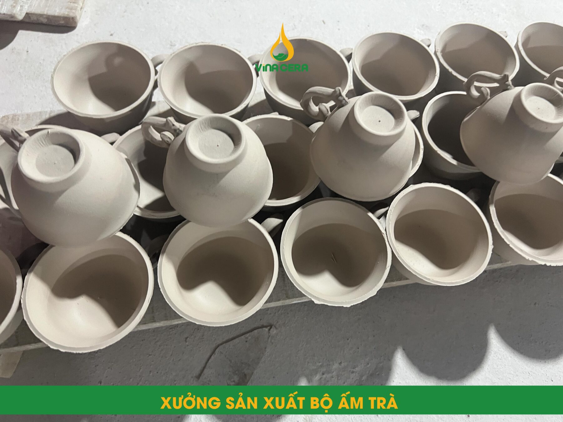 Bộ Trà Tử Sa Bát Tràng Dáng Chi Mai - SVN BAT 29032407 xưởng sản xuất ấm trà bát tràng