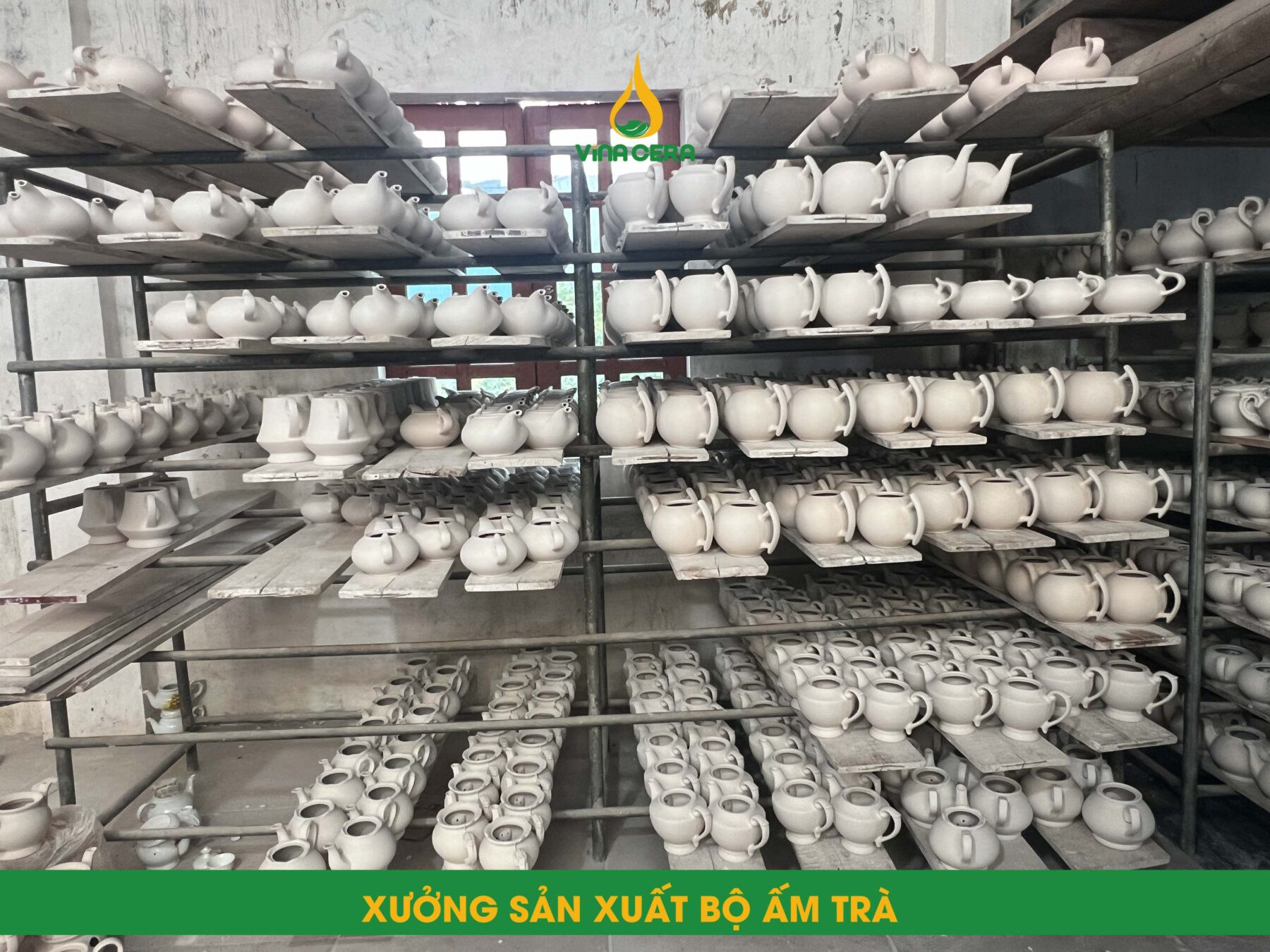 Bộ ấm Trà Gốm Bát Tràng in logo BAT01110724 xưởng sản xuất ấm trà bát tràng
