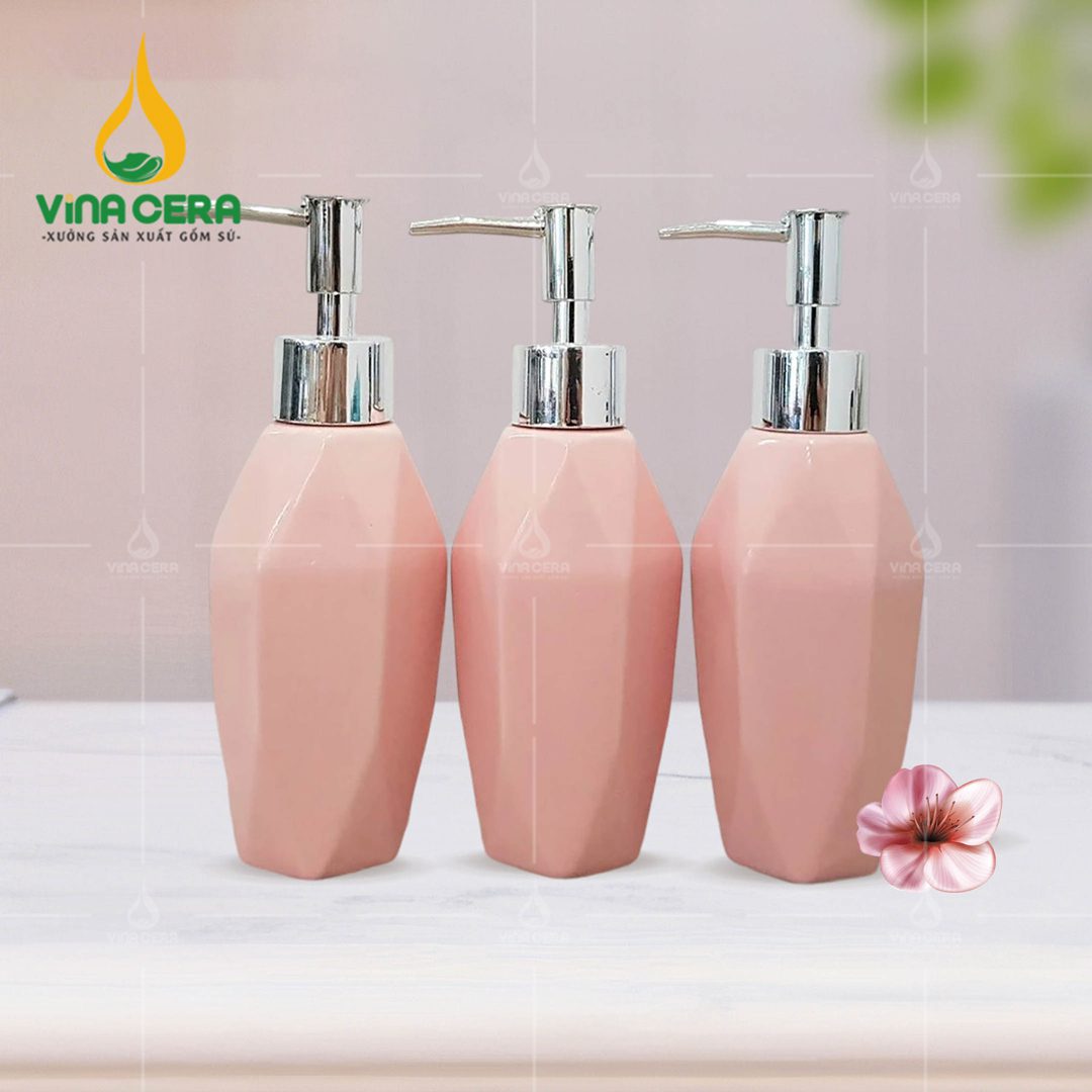 Bộ Nhà Tắm Bằng Sứ In Logo