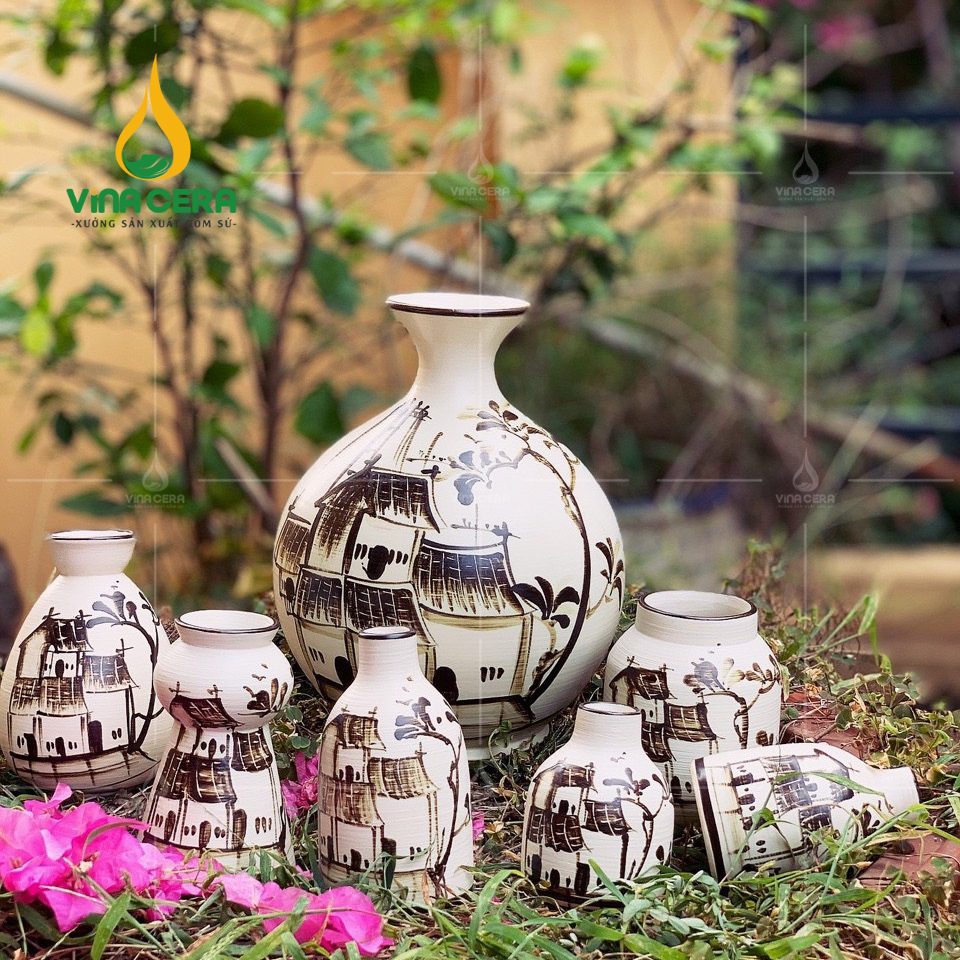 Bình Hoa Vẽ Tay Phố Cổ Xưa