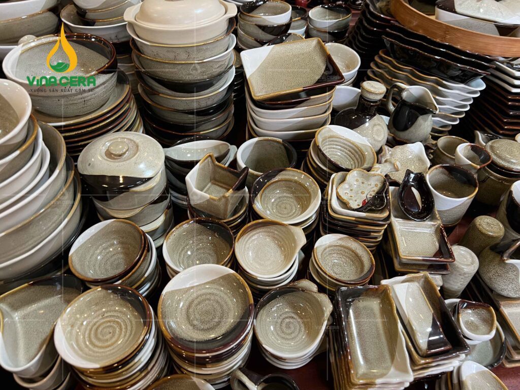 Bộ Chén Đĩa Men Ba Màu - SVN BBA 02042402 bo ban an men ba mau 1 1