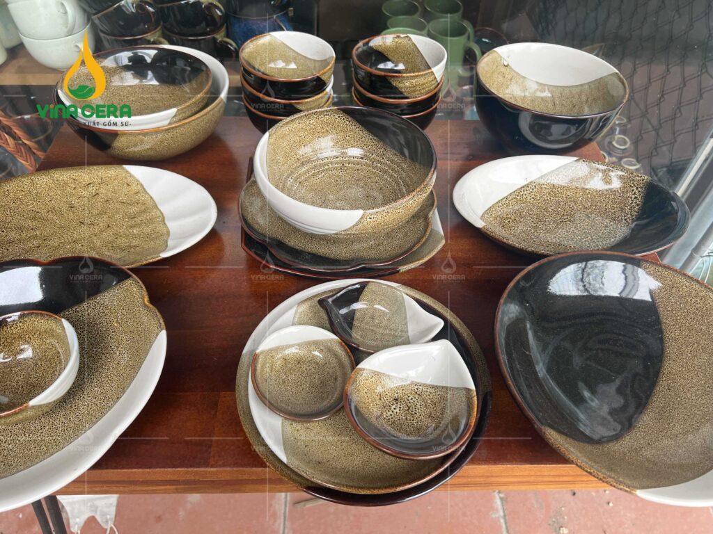 Bộ Chén Đĩa Men Ba Màu - SVN BBA 02042402 bo ban an men ba mau 4