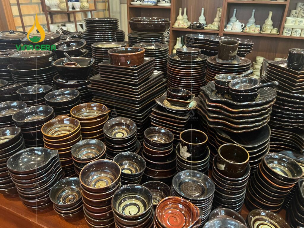 Bộ Chén Đĩa Men Nâu Quét - SVN BBA 04042401 bo ban an men nau quet 3