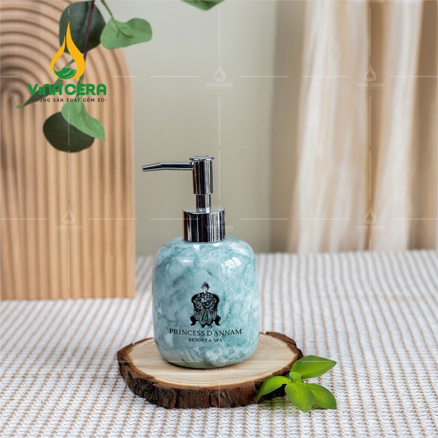 Bộ Nhà Tắm Bằng Sứ In Logo