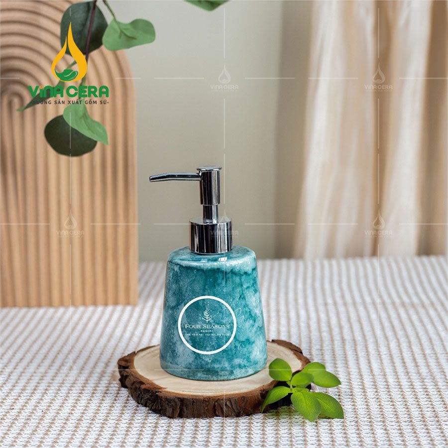 Bộ Nhà Tắm Bằng Sứ In Logo