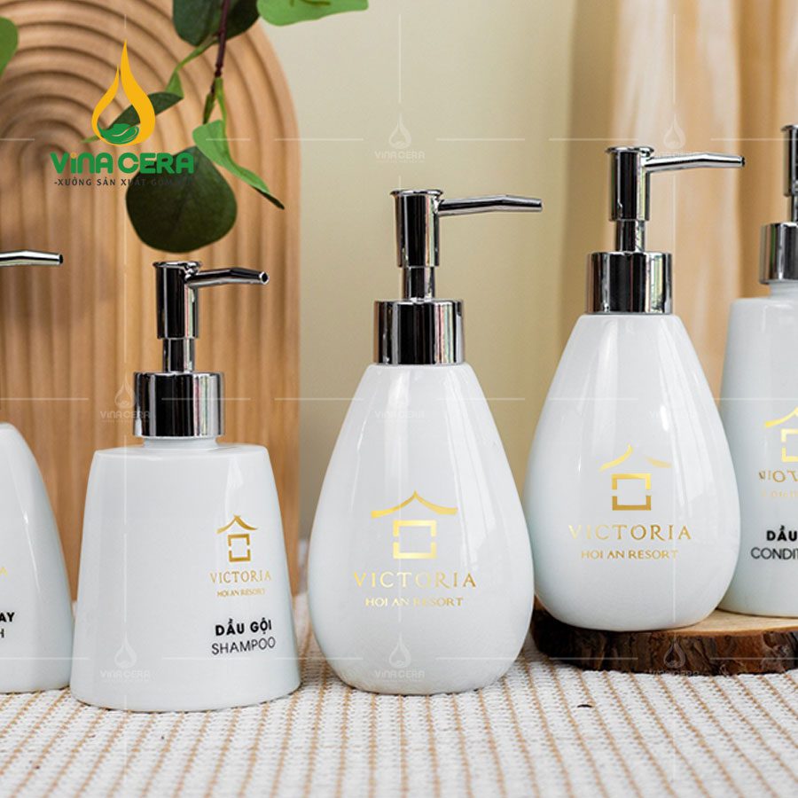 Bộ Nhà Tắm Men Xanh Lục Vẽ Vàng