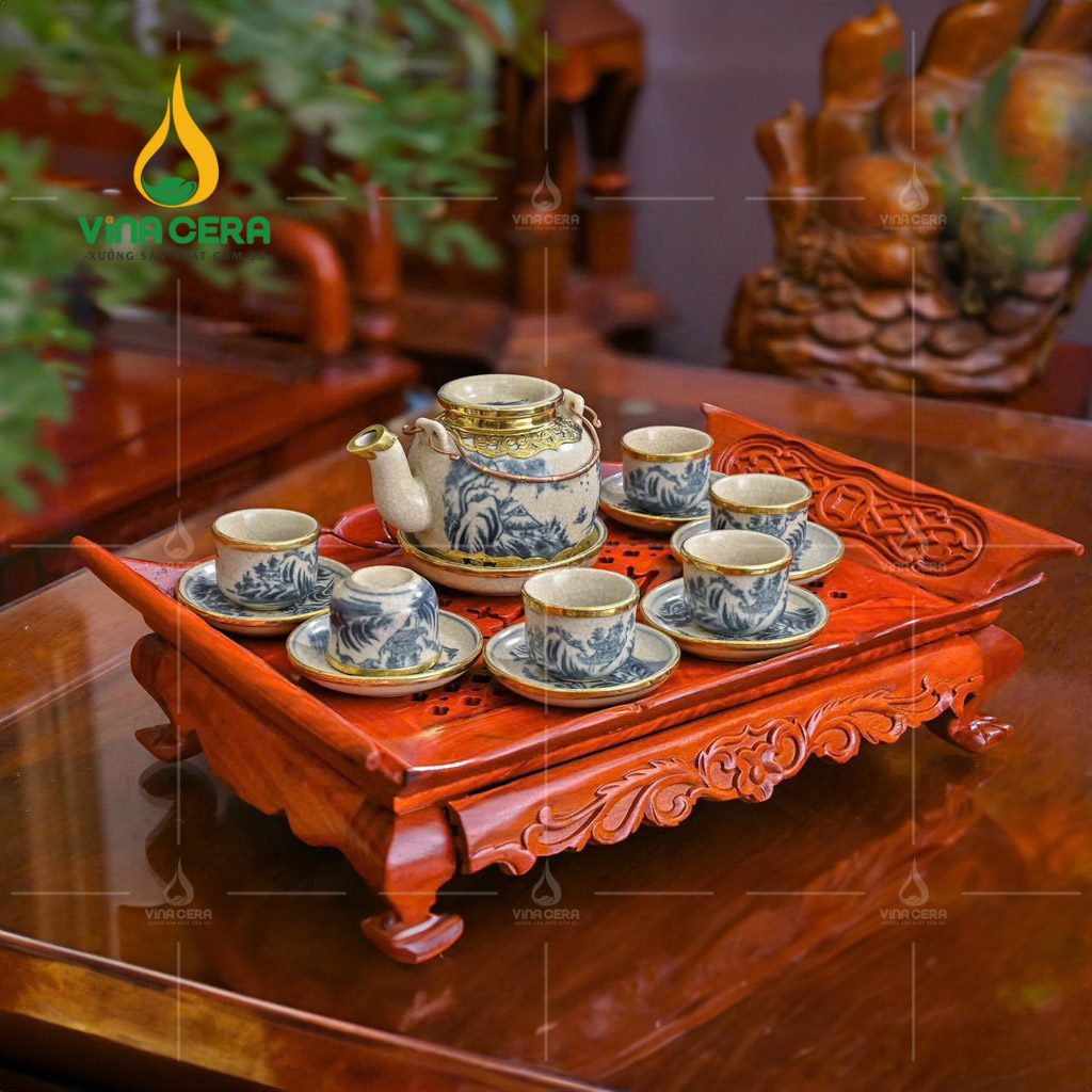 Bộ Ấm Trà Men Rạn Bọc Đồng Dáng Tròn Nắp Ngược Họa Tiết Sơn Thủy - BTMR-0262424 Bộ Ấm Trà Men Rạn Bọc Đồng Dáng Tròn Nắp Ngược Họa Tiết Sơn Thủy