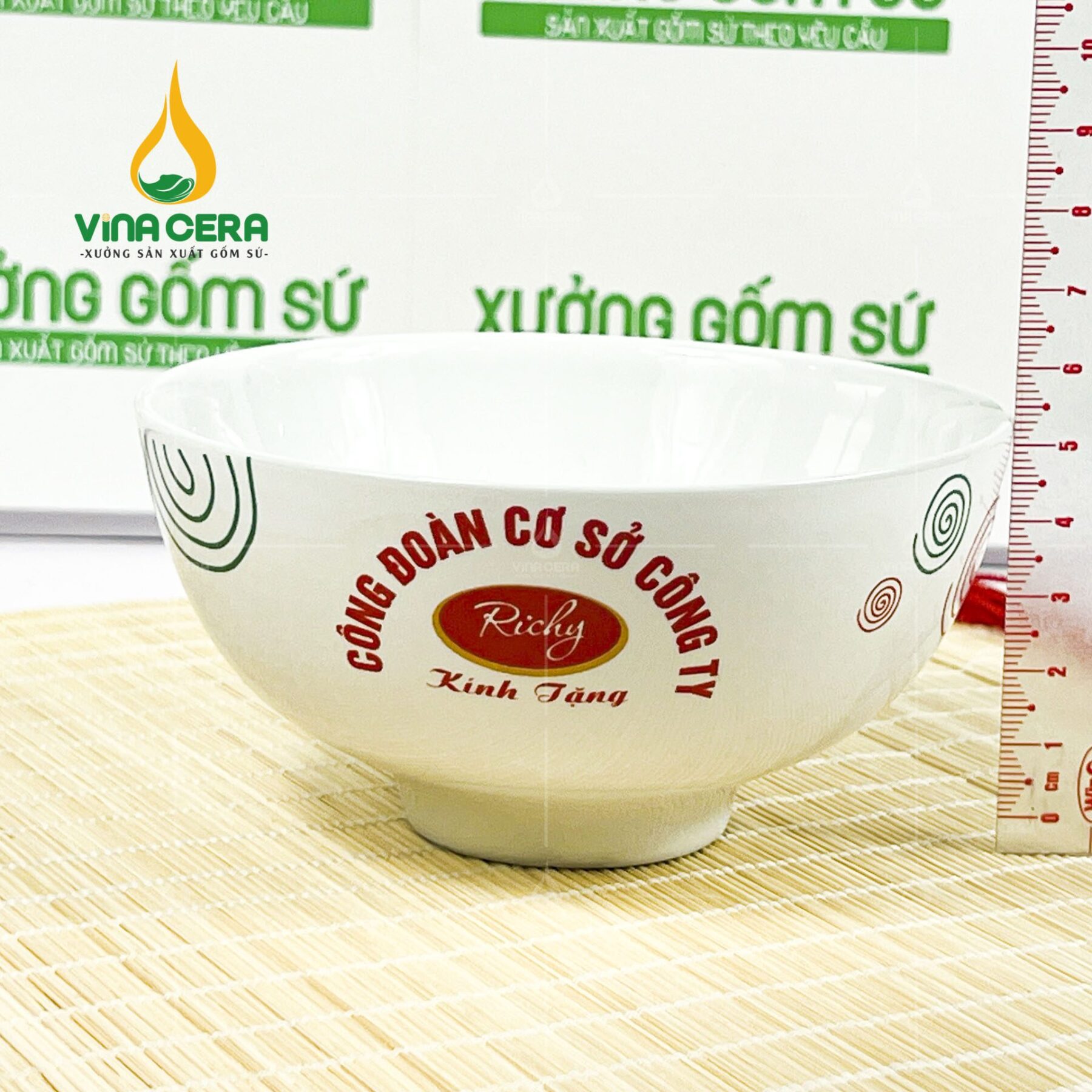 Chén Cơm Sứ Trắng Hoa Xoắn Ốc In Logo - SVN BC 13052404 Chén cơm sứ trắng hoa xoắn ốc in logo
