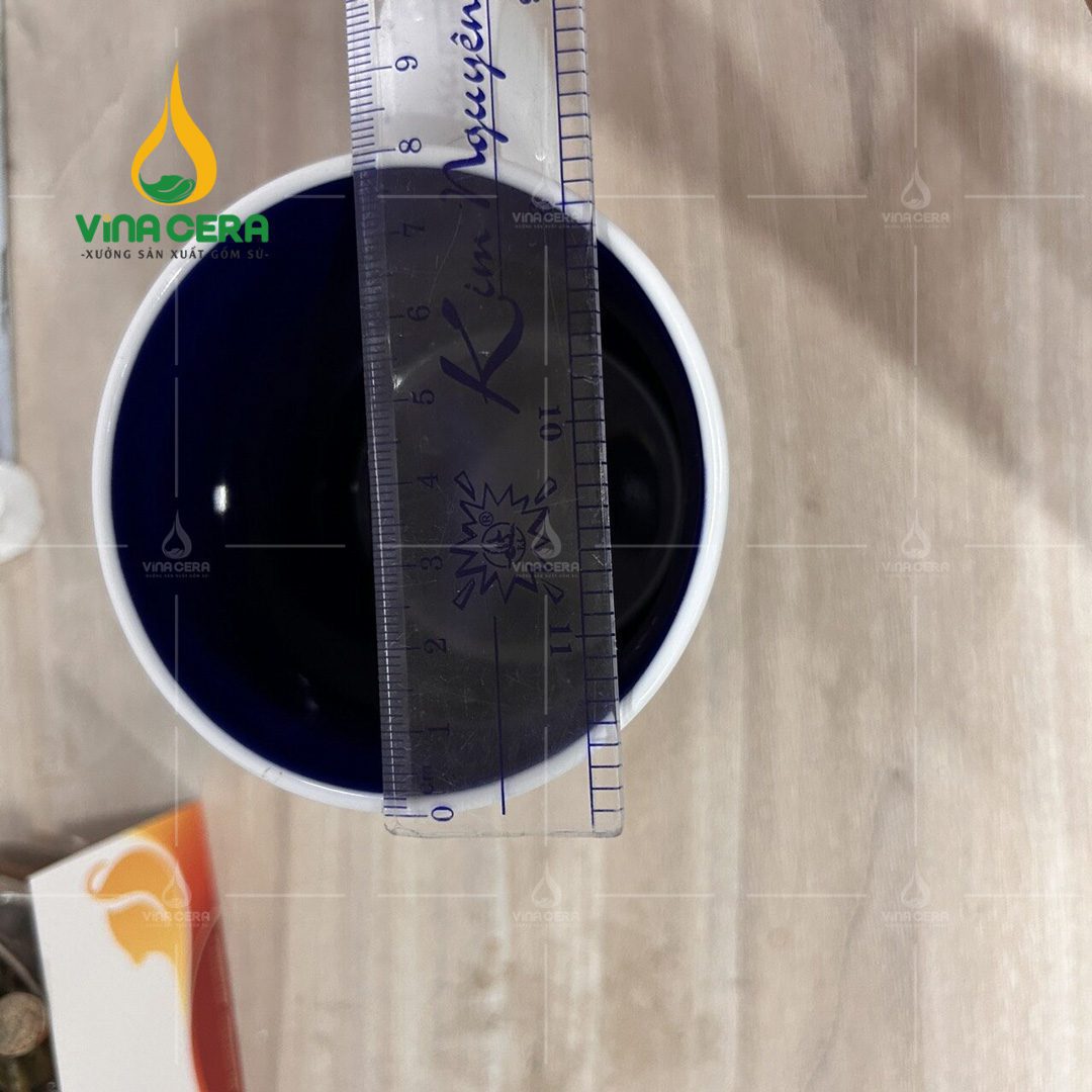 Ly Sứ Quai C Bát Tràng Trắng Lòng Màu