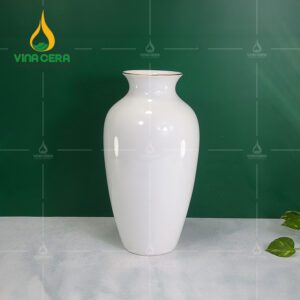 Trang chủ Bình Hoa Vẽ Sen Vàng Ford Bến Thành