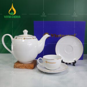 Trang chủ Bo tra Dang Minh Long chi vang Vietravel 6