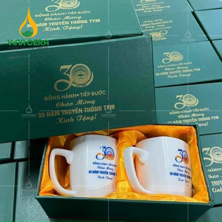 ly sứ in logo