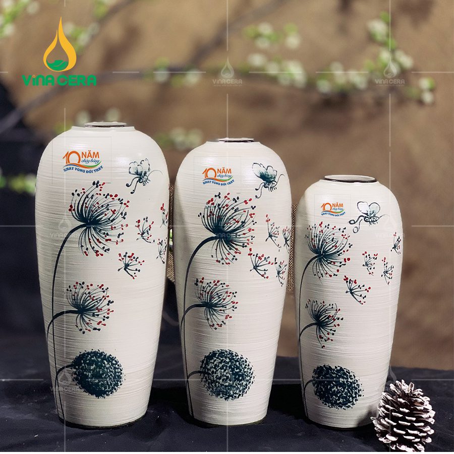 Quà 8-3 cho nhân viên nữ - Những Gợi Ý Ý Nghĩa và Độc Đáo Bình hoa hiện đại