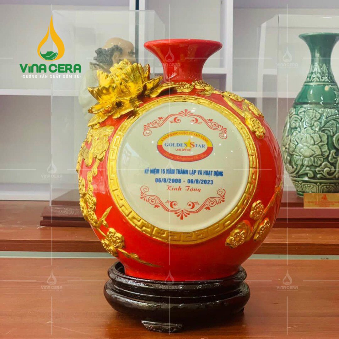 Xưởng Sản Xuất Bình Hút Tài Lộc Bát Tràng Theo Yêu Cầu - Giá Tốt Bình hút lộc dát vàng in logo