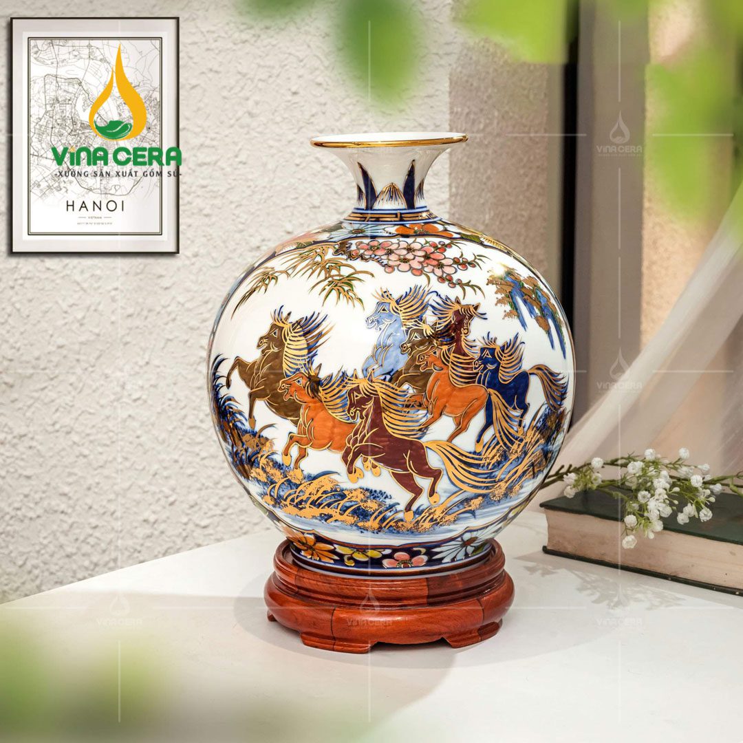 Giải Mã Ý Nghĩa Phong Thủy Của Bình Hút Lộc Bình hút lộc Mã đáo thành công