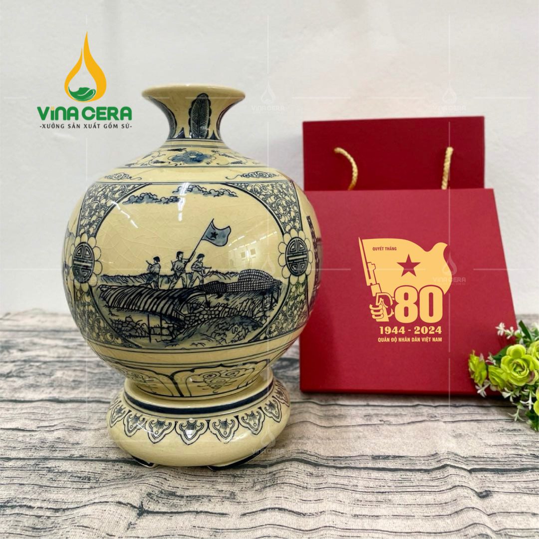 Bình Hút Lộc Vẽ Vàng Bát Tràng Màu Xanh Lục BHL-02110524 Bình hút lộc - Quà tặng ý nghĩa kỷ niệm 80 năm thành lập Quân đội Việt Nam