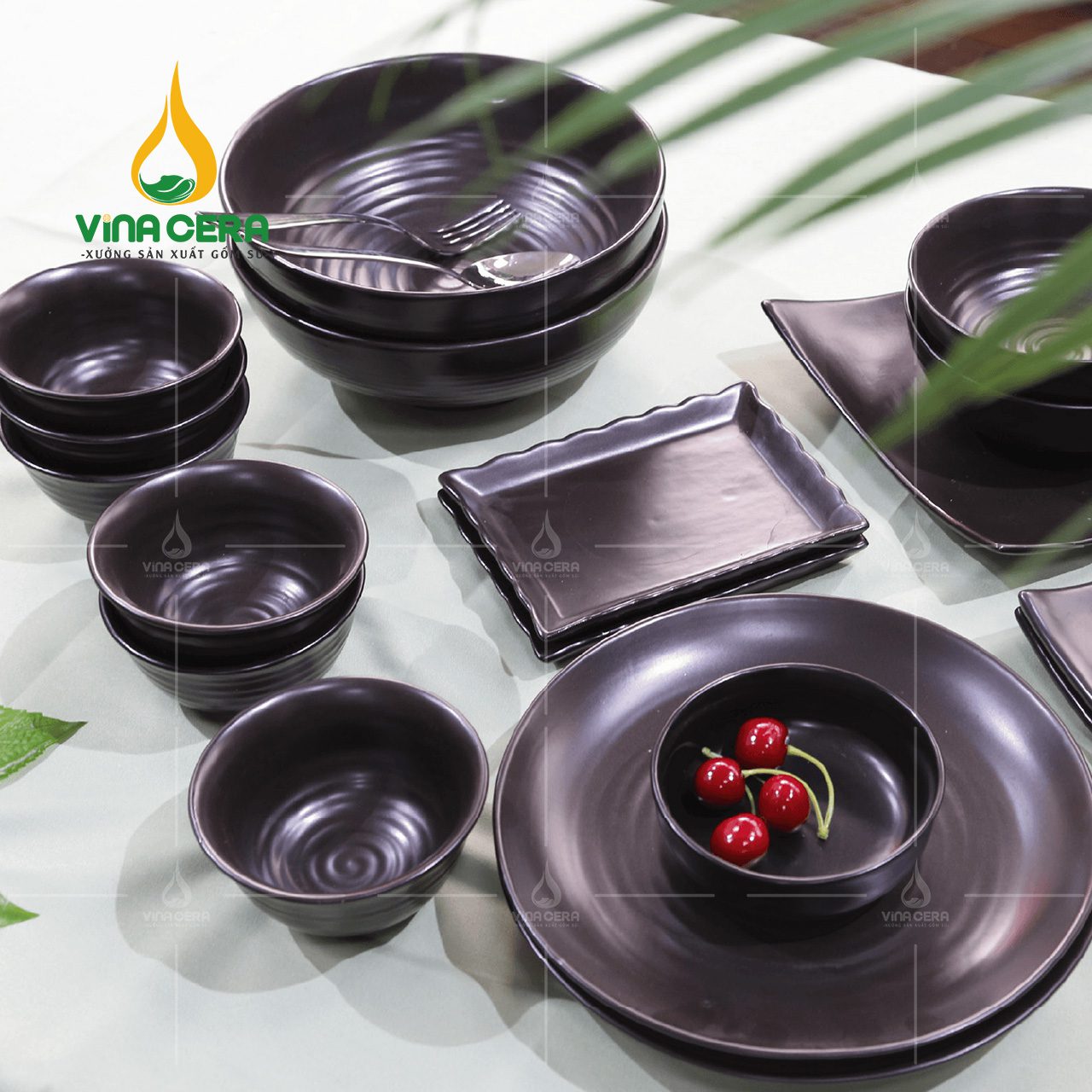 Bộ Bát Đĩa Bát Tràng men Đen