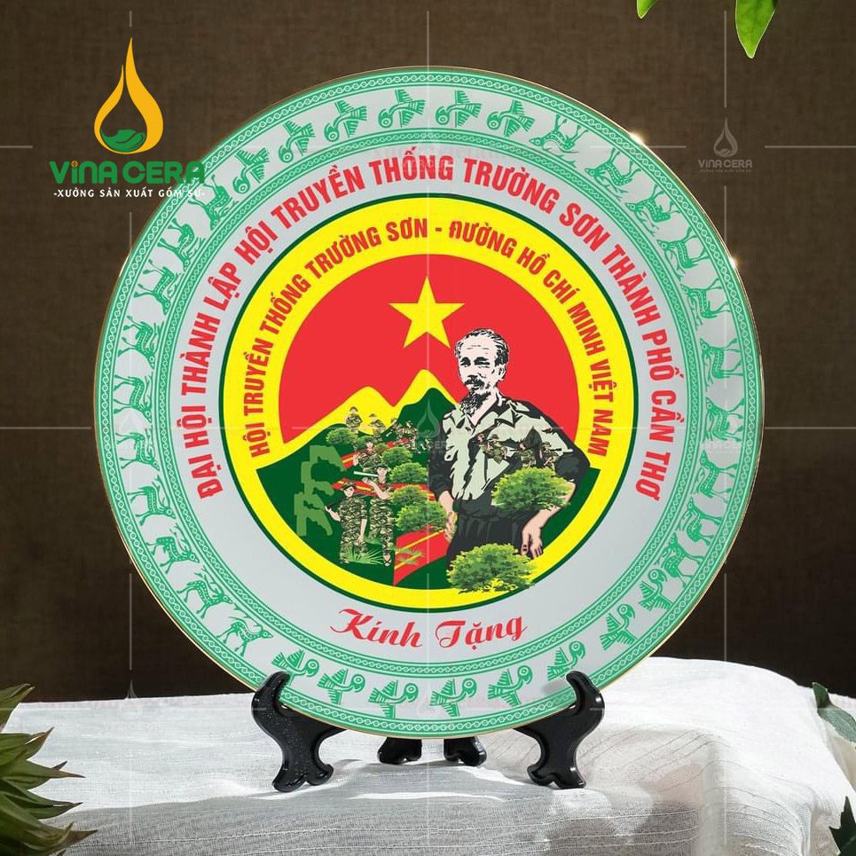 Gợi Ý Quà Tặng Ý Nghĩa Kỷ Niệm 80 Năm Thành Lập Quân Đội Việt Nam Đĩa biểu trưng - Quà tặng kỷ niệm ngày thành lập Quân đội nhân dân