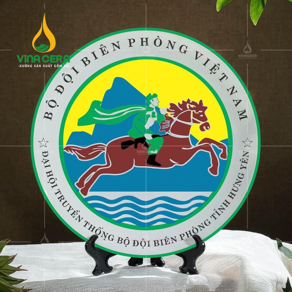Gợi Ý Quà Tặng Ý Nghĩa Kỷ Niệm 80 Năm Thành Lập Quân Đội Việt Nam Đĩa biểu trưng - Quà tặng kỷ niệm ngày thành lập Quân đội nhân dân