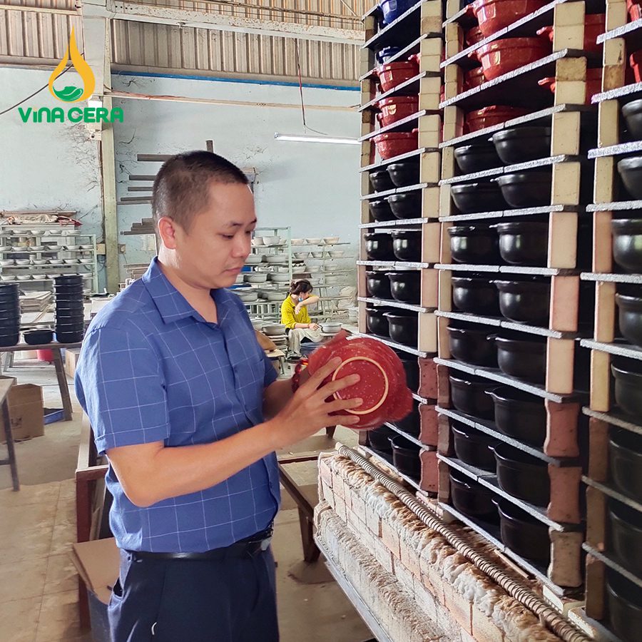 Tìm Hiểu Quy Trình Sản Xuất Gốm Sứ Bát Tràng Từ Xưởng Quy trình sản xuất gốm sứ Bát Tràng