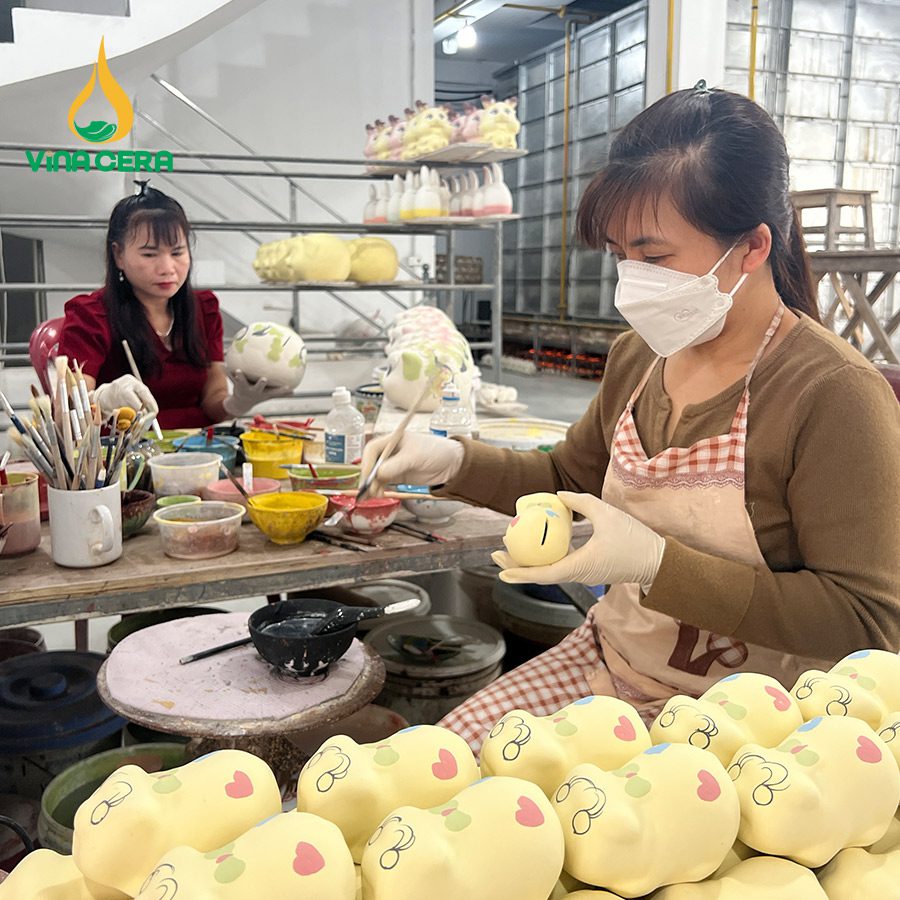 Tìm Hiểu Quy Trình Sản Xuất Gốm Sứ Bát Tràng Từ Xưởng Quy trình sản xuất gốm sứ Bát Tràng