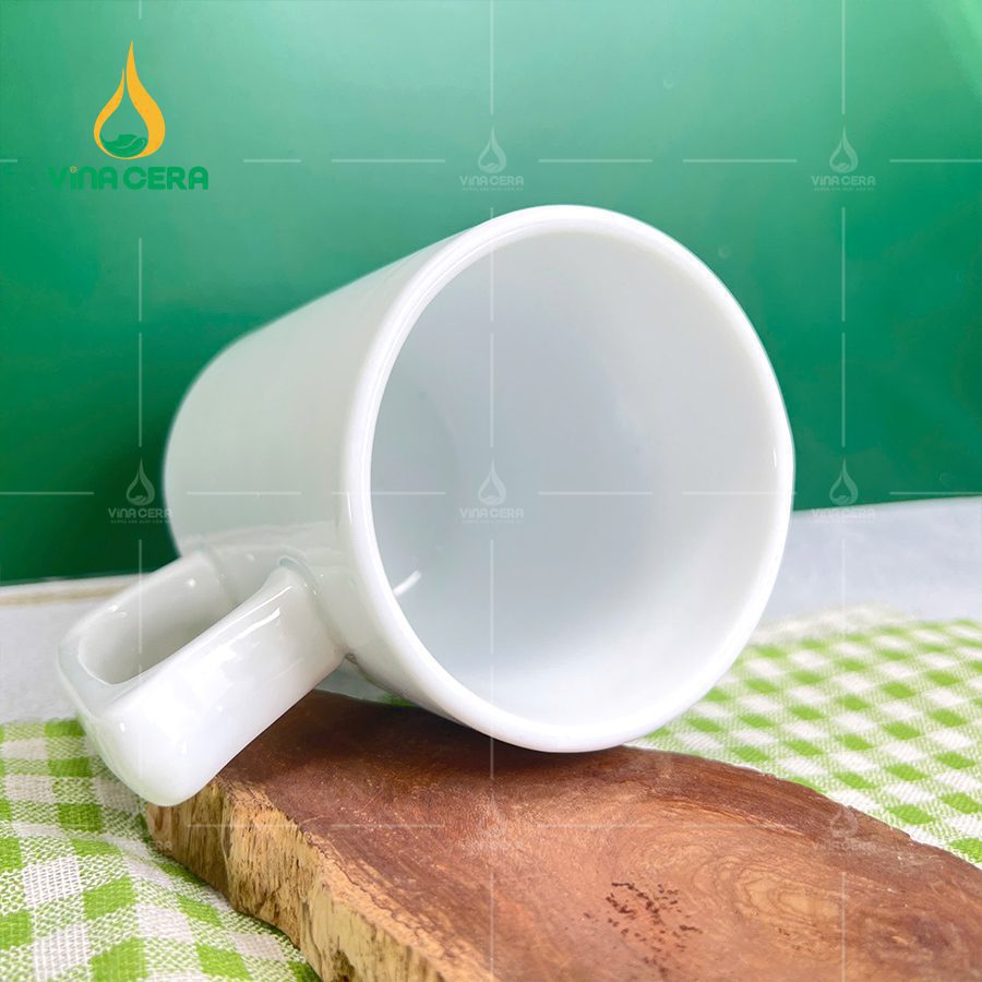 Cốc Bia Quai Vuông