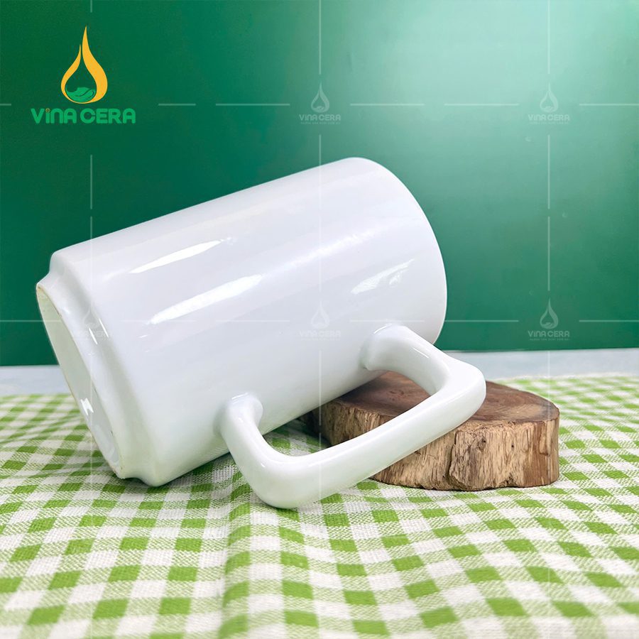 Cốc Bia Quai Vuông