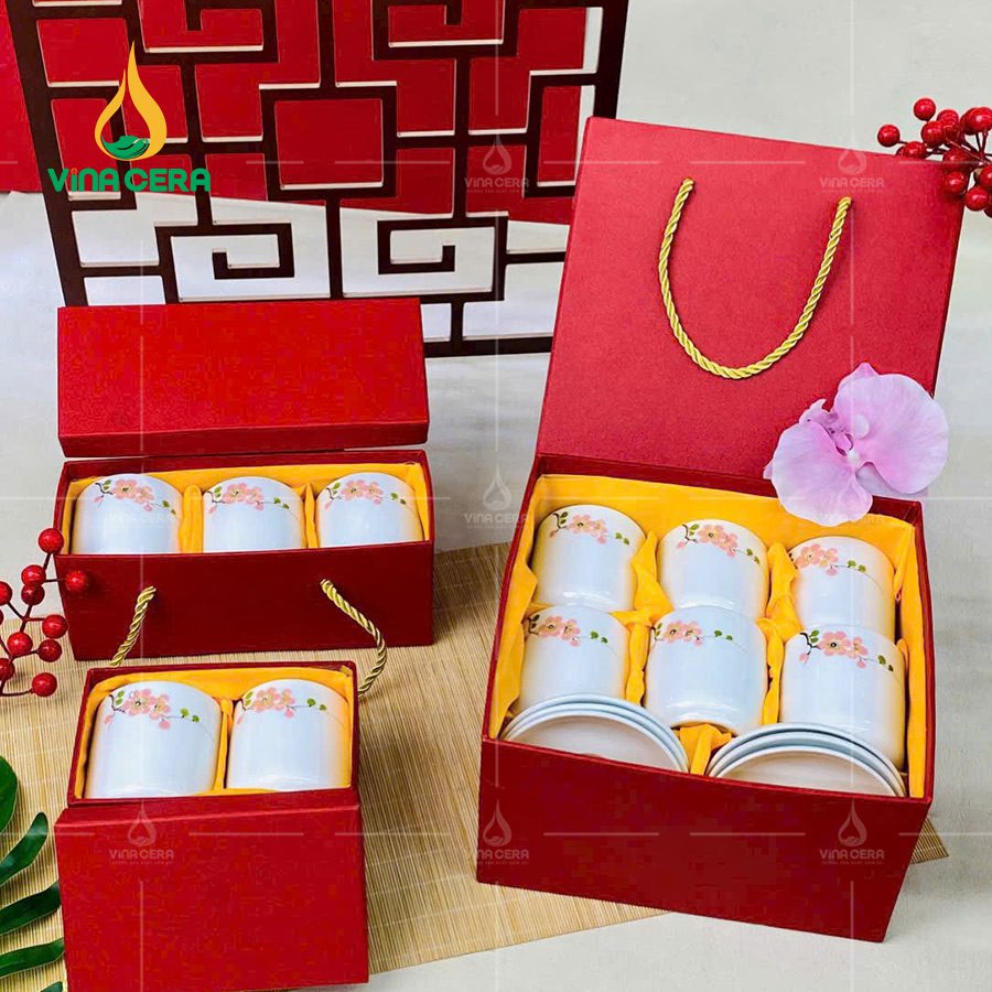 Cốc Sứ Bát Tràng Trắng vẽ Hoa Đào CSV-041011 Cốc Sứ Bát Tràng Trắng vẽ Hoa Đào CSV-041011