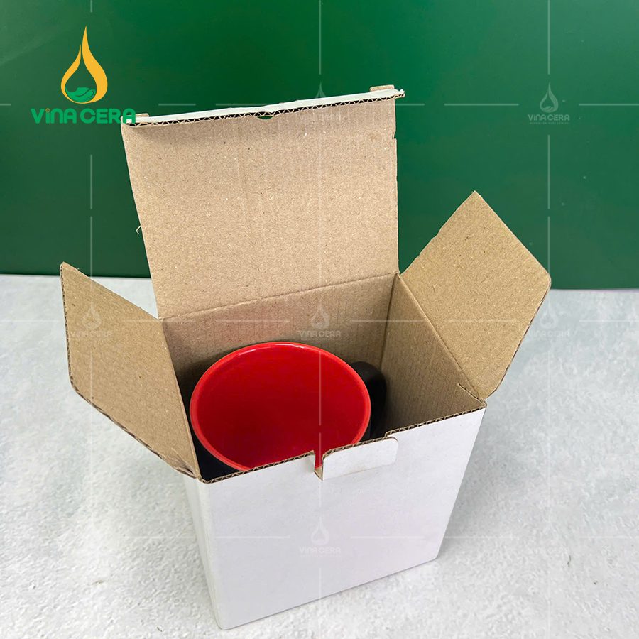 Ly Sứ Trắng Dáng Trụ Quai C - LSBT 011624 Hộp Caton đựng Ly Sứ
