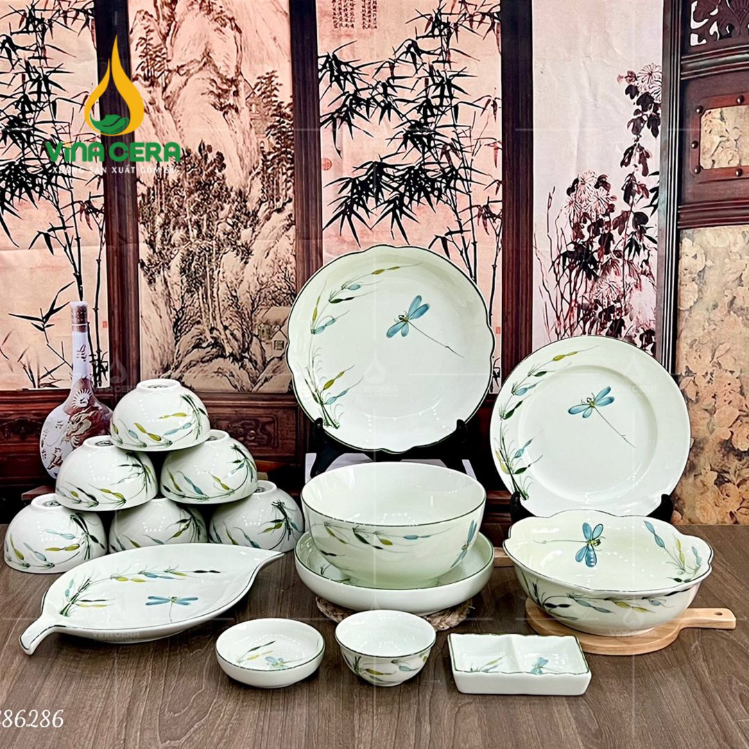 Bộ bàn ăn Bát Tràng men kem vẽ trúc chuồn