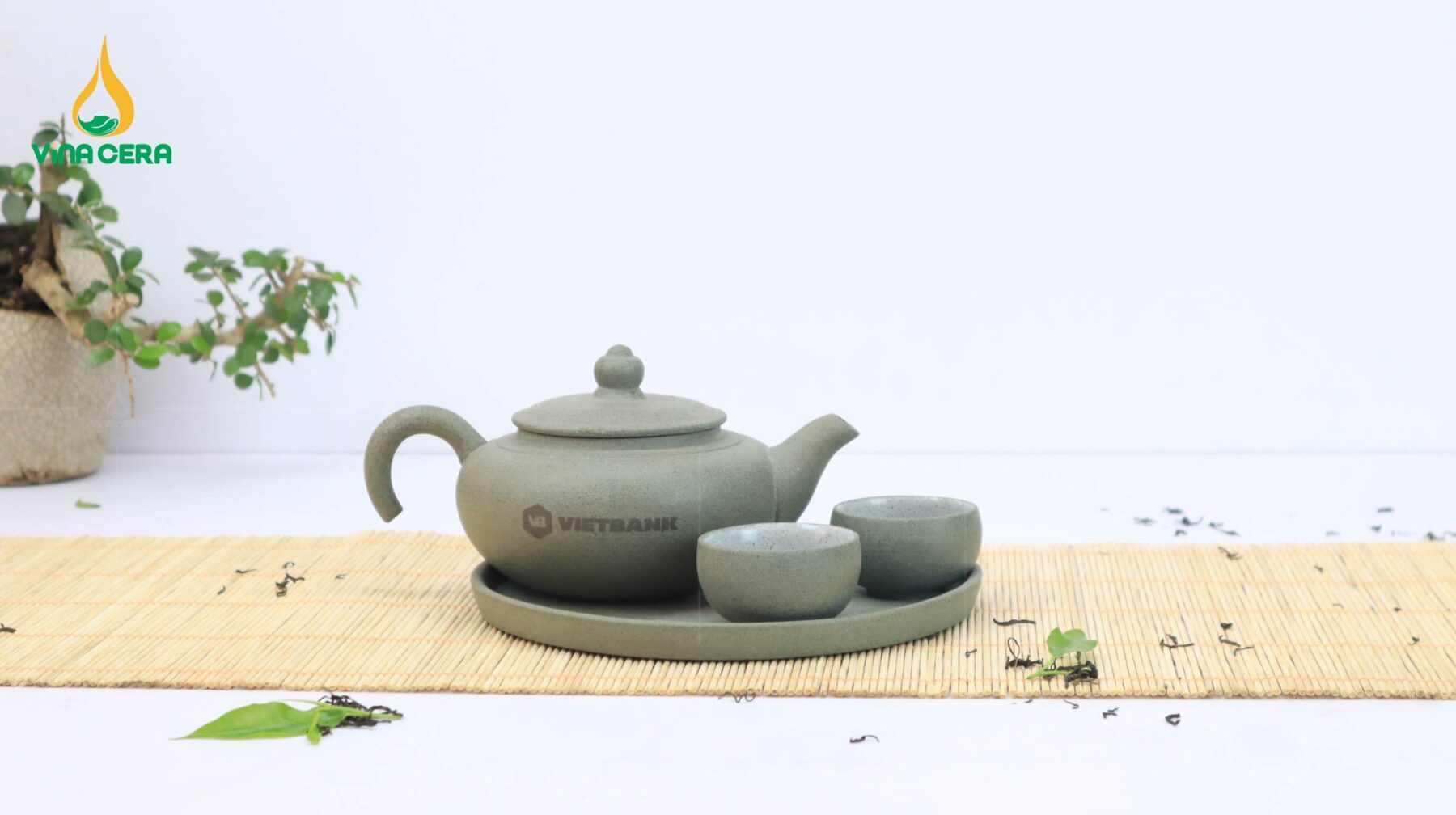 Tìm Hiểu Về Ấm Chén Hồng Sa Bát Tràng Nghệ Nhân Phạm Thế Anh Ấm trà Hồng Sa Bát Tràng