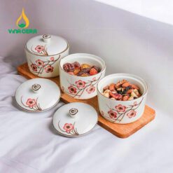 Bộ 3 Hũ Đựng Mứt Tết bằng Sứ (khay gỗ) KMS011724