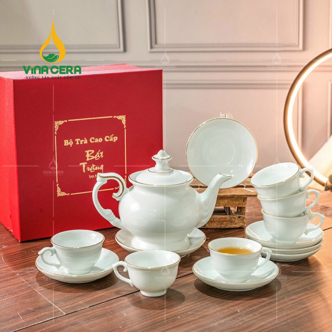 Tại sao nên chọn bộ ấm chén trà Bát Tràng làm quà tặng sự kiện, đại hội Đảng, công Đoàn? Bộ Ấm Chén Đài Các Chỉ Vàng Bát Tràng (1)