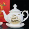 Bộ Ấm Chén Đài Các Vẽ Vàng Thuận Buồm Xuôi Gió