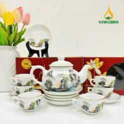Bộ ấm Trà Bát Tràng Kẻ Vàng Hoa Văn Sơn Thủy VN AC 55