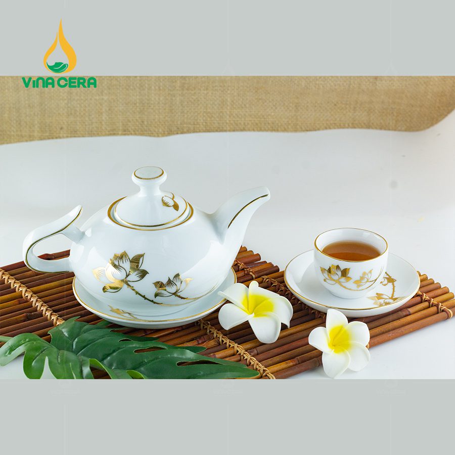 Bộ ấm Trà vòi Voi vẽ Sen Vàng