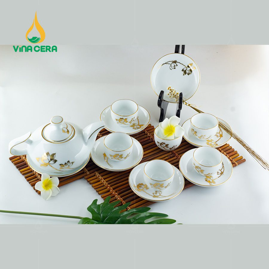 Bộ ấm Trà vòi Voi vẽ Sen Vàng