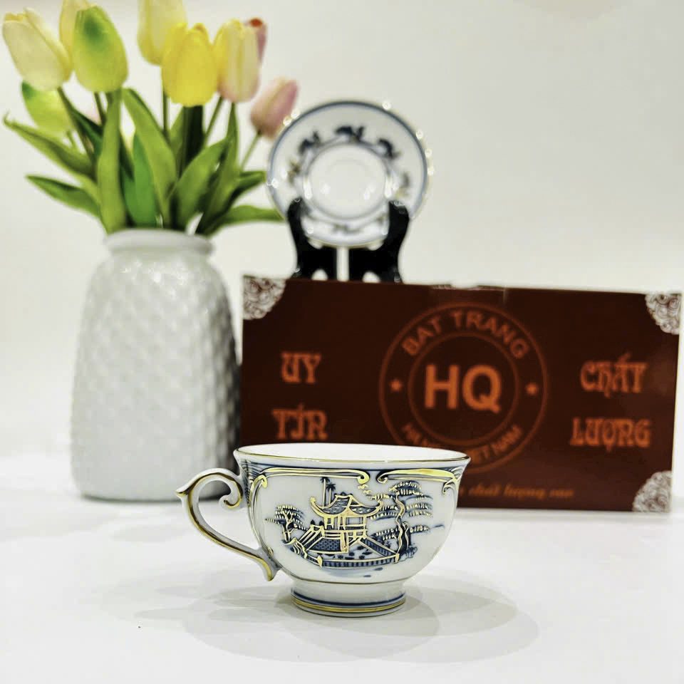 Bộ Ấm Trà Vẽ Chùa Một Cột Chỉ Vàng 24k VN AC 56