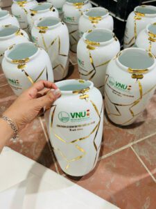 lọ hoa quà tặng