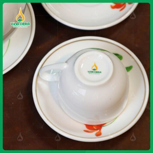 Bộ trà Camellia Đỏ Kẻ Vàng
