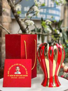 Lọ hoa bàn tay phật mạ vàng kim