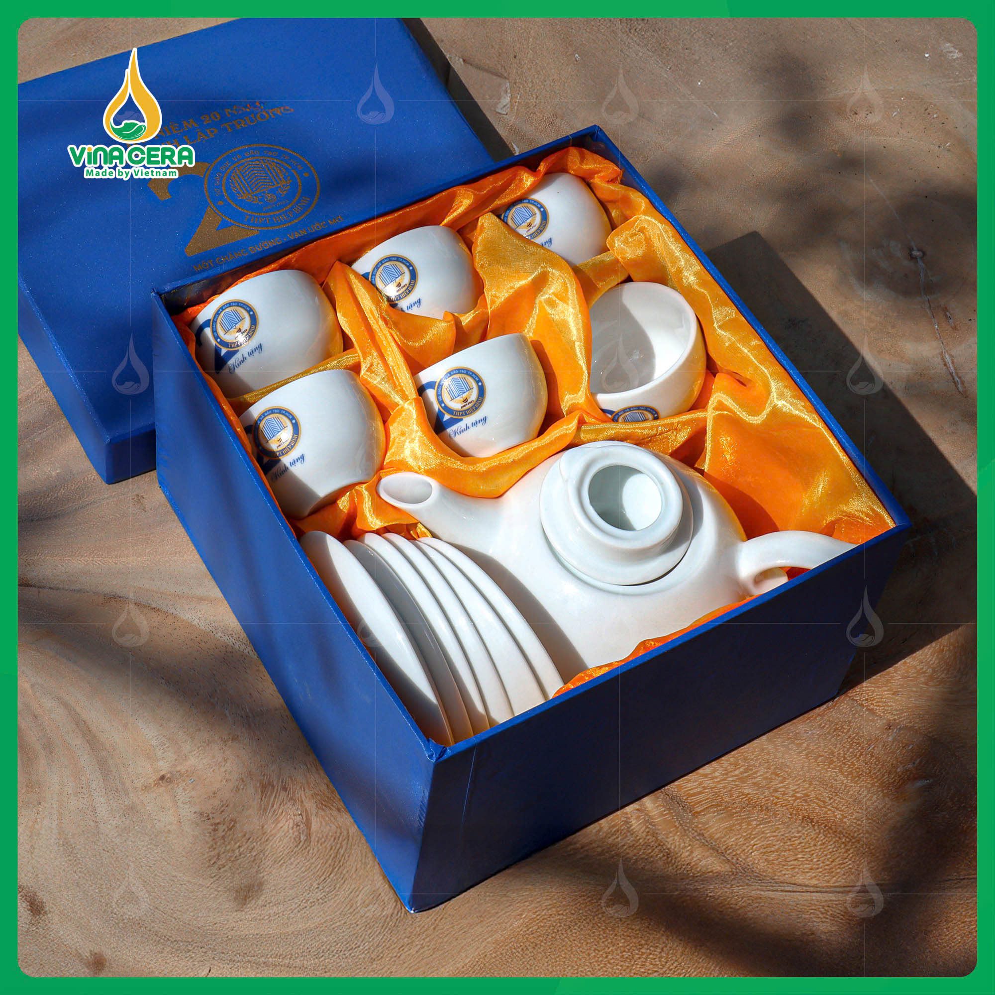 Bộ Ấm Chén Kỷ Niệm 20 năm Thành Lập Trường AC-0272625