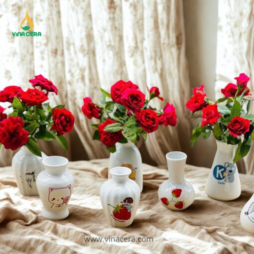 Bình Hoa Mini Gốm Sứ Quà Tặng Ngày 8/3 In Logo Theo Yêu Cầu Bình hoa mini gốm sứ quà tặng ngày 8/3 in logo theo yêu cầu